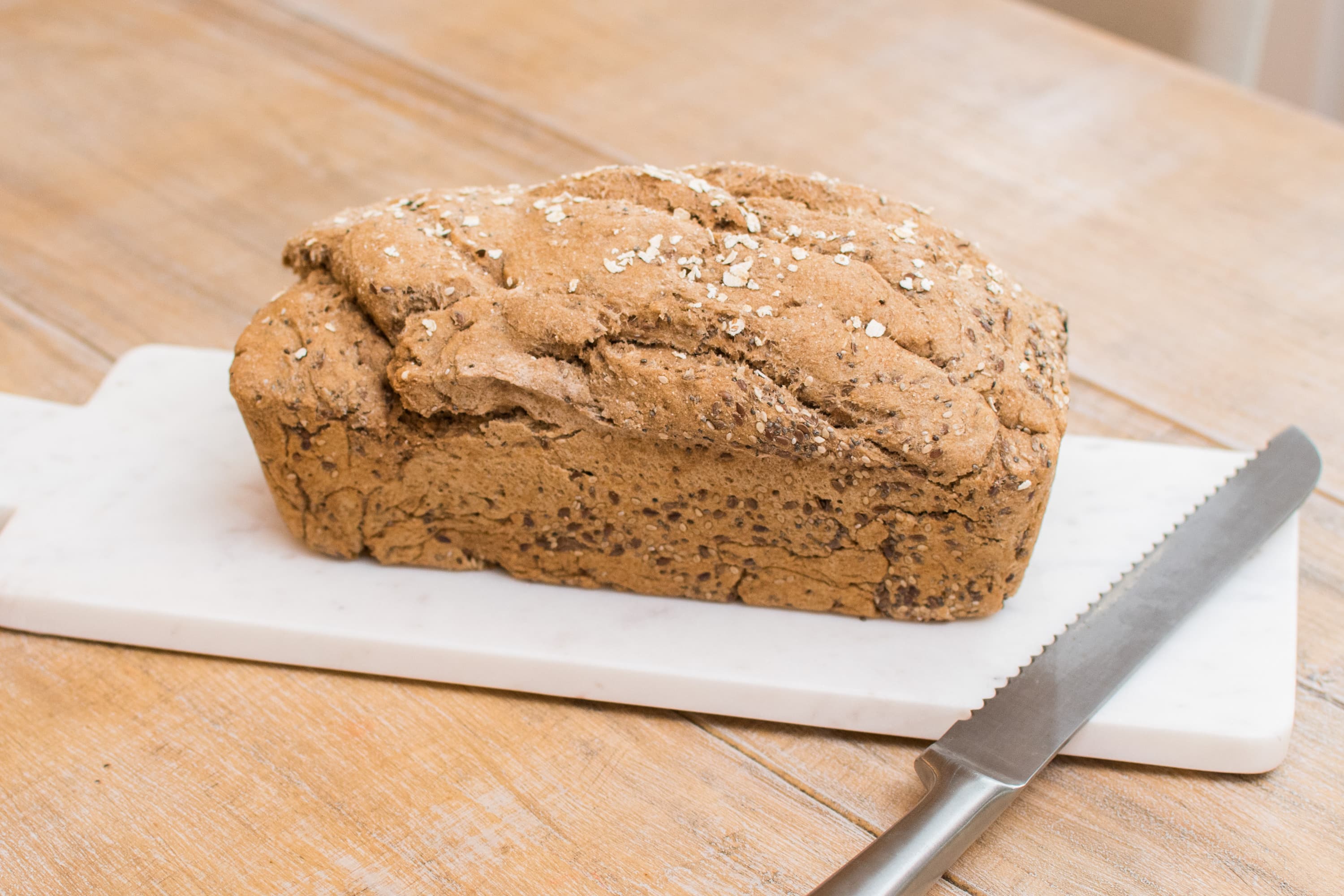 Pan integral con semillas casero